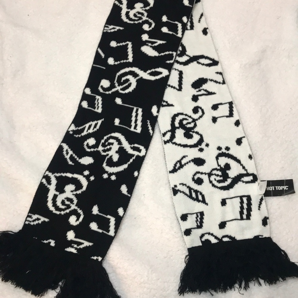 Music Note Scarf